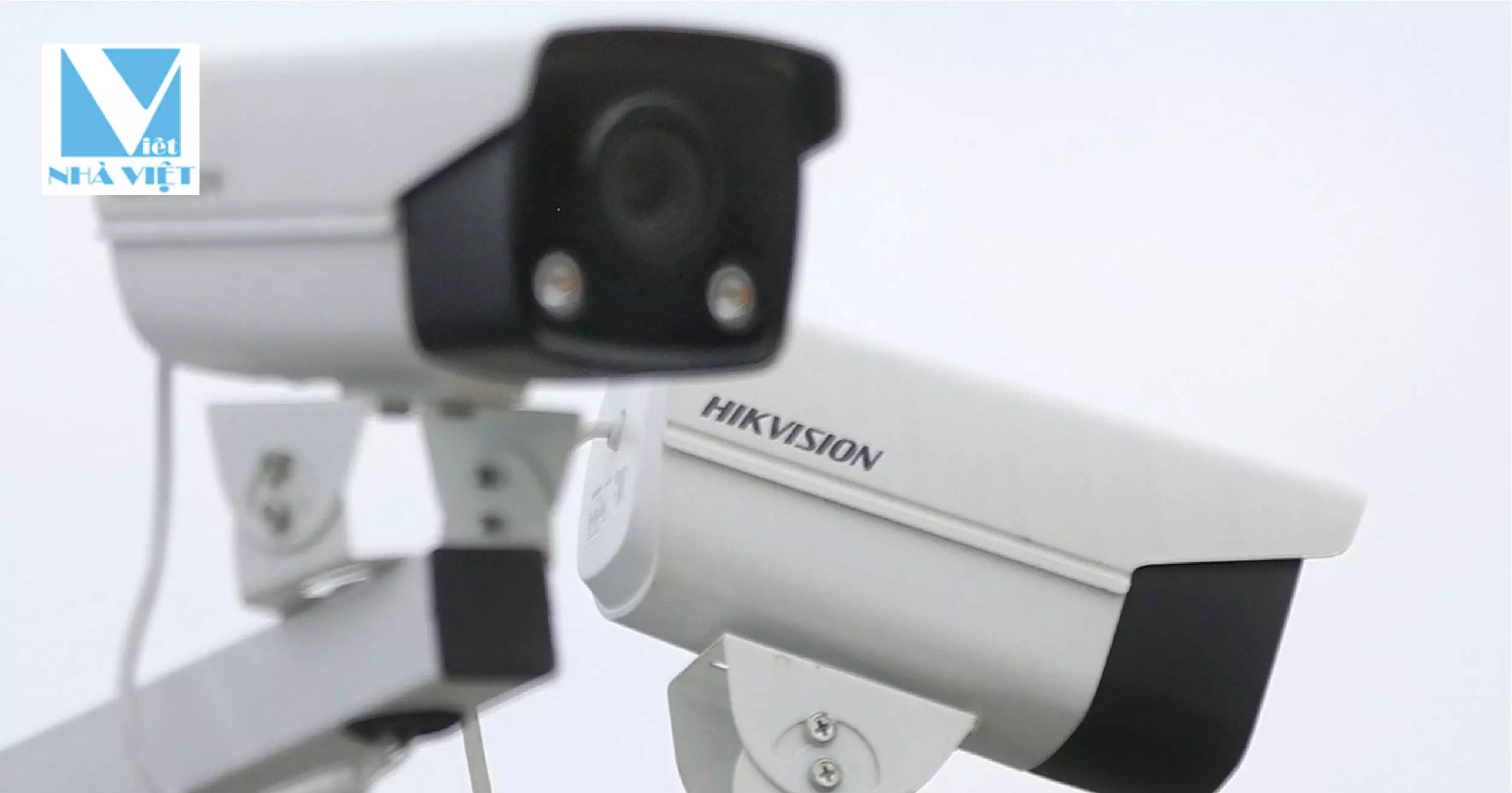 Trọn bộ camera 2 mắt Hikvision